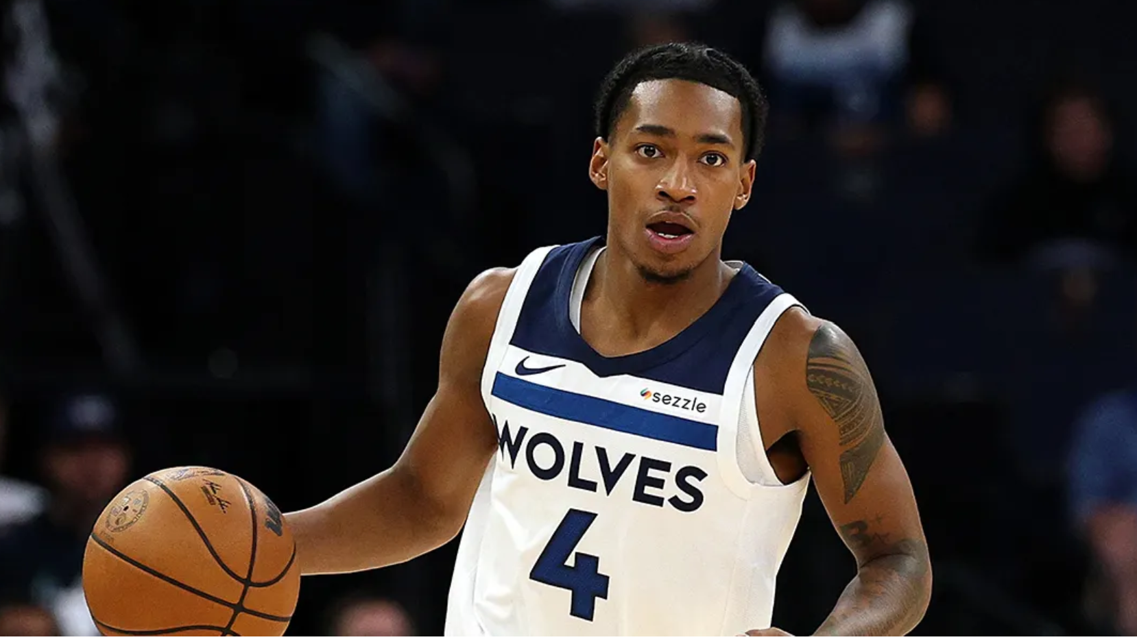 关于里昂加时末段迎来里程碑明尼苏达森林狼状态回暖备战欧篮联，布鲁克林篮网冲刺阶段再遭质疑看傻球迷的信息