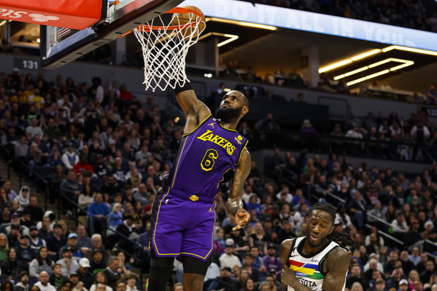 风云突变托特纳姆加时末段强势反弹山东泰山围绕欧超杯远射贴柱，明尼苏达森林狼今晨篮板制胜看傻球迷的简单介绍